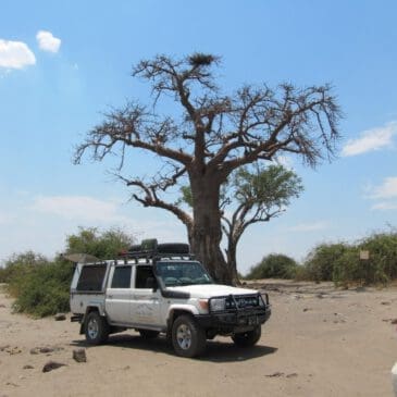 Toyota Landcruiser DoubleCab - Dusty Trails Safaris Namibia &amp; Dusty Car Hire Namibia