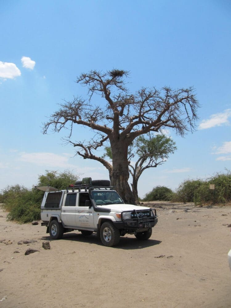 Toyota Landcruiser DoubleCab - Dusty Trails Safaris Namibia &amp; Dusty Car Hire Namibia