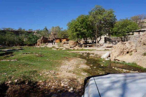 Blick bei Einfahrt auf den Campingplatz an Ongogo Wasserfall